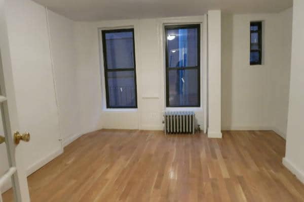 Foto del edificio - 630 10th Ave