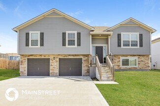Building Photo - 589 S Meadowbrook St