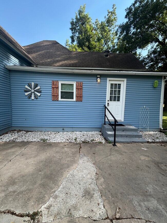 Foto del edificio - 318 S Woodland Heights Dr