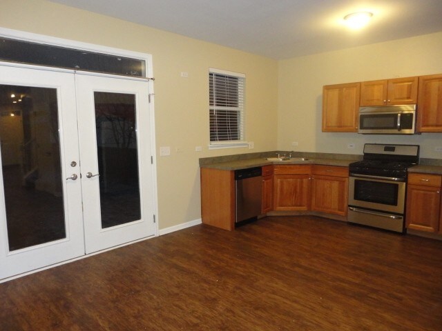 Foto del edificio - 2062 Middlebury Dr