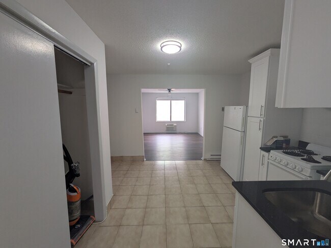 Foto del edificio - 289 Main Ave