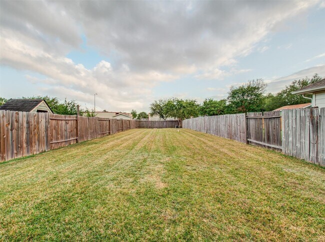 Building Photo - 16355 San Dario Dr