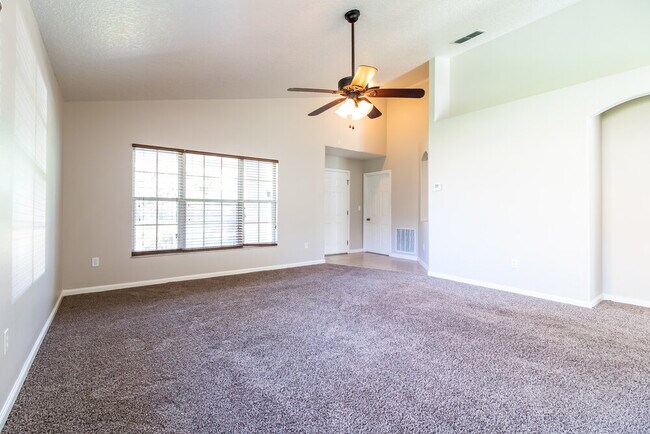 Foto del edificio - 2856 Snowy Owl Ct