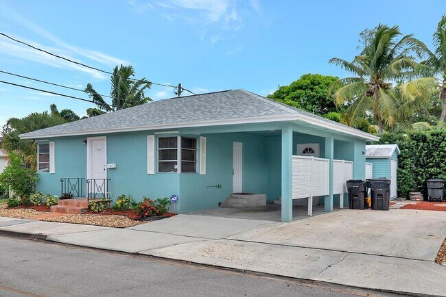 Foto del edificio - 711 11th Ave N