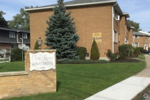 Cayuga Heights Apartments for Rent with Extra Storage - Buffalo, NY - 1 ...