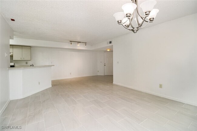 Foto del edificio - 13605 Eagle Ridge Dr