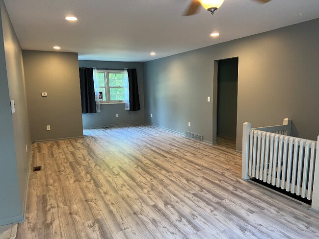 Building Photo - 9019 Saddle Horn Dr