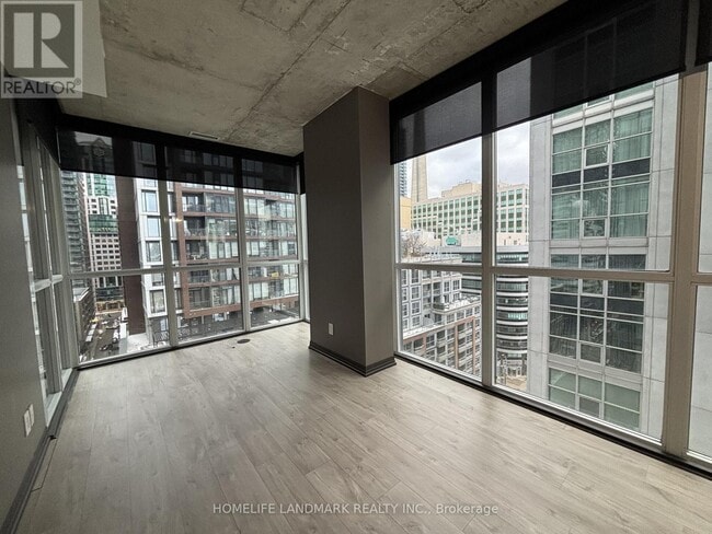 Building Photo - 88 Blue Jays Way