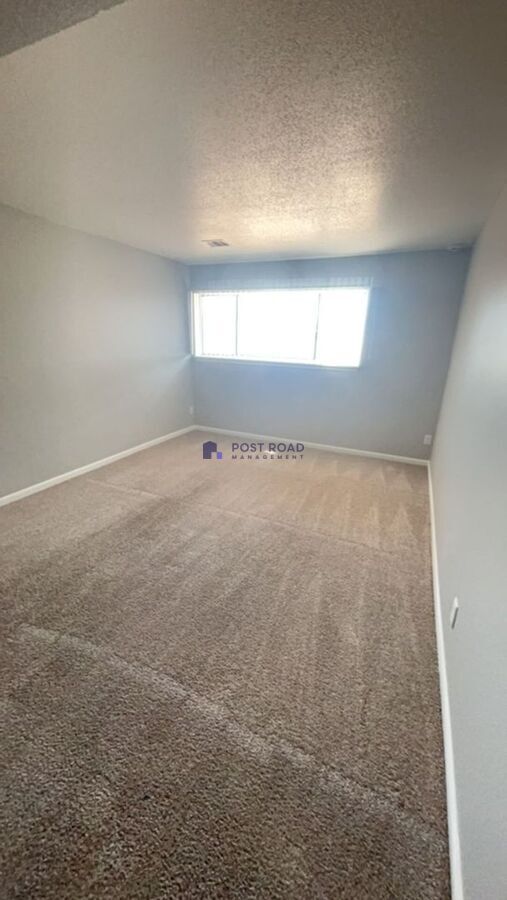 Foto del edificio - 605 W 27th St S