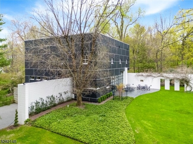 Foto del edificio - 451 Mountain Ave
