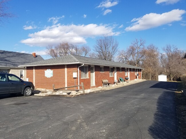Building Photo - 1800 N 12th St