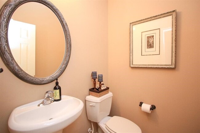 Building Photo - 26706 Bellwood Pines Dr