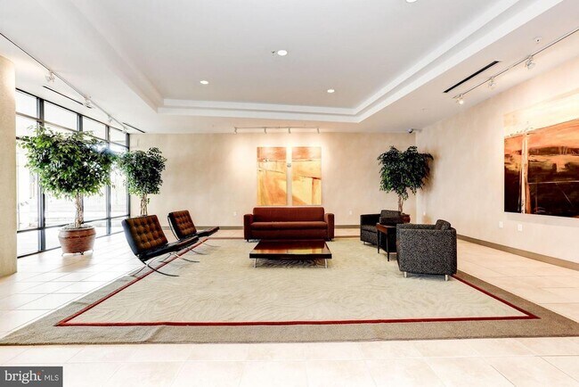 Foto del edificio - 8045 Newell St