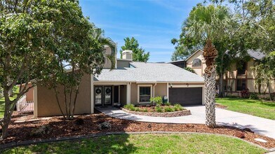 Building Photo - 8764 Baywood Park Dr
