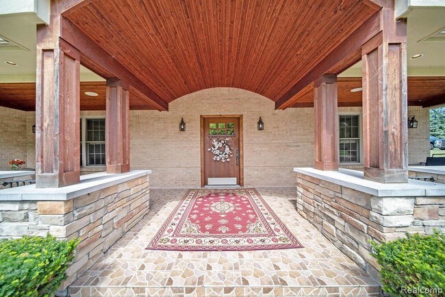 Foto del edificio - 100 Devon Rd