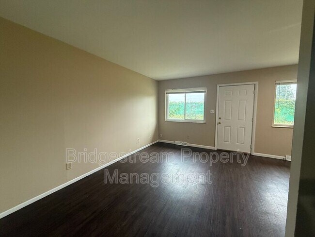 Foto del edificio - 1617 Barling Ave