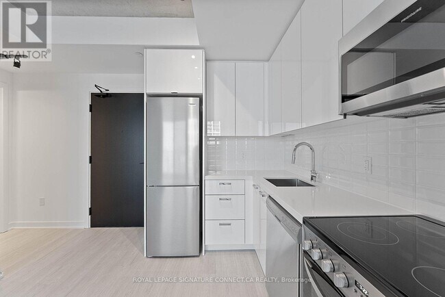 Photo du bâtiment - 284 King St E