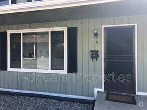Building Photo - 601 Ave A