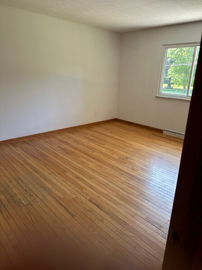 bedroom - 4093 Karry Dr