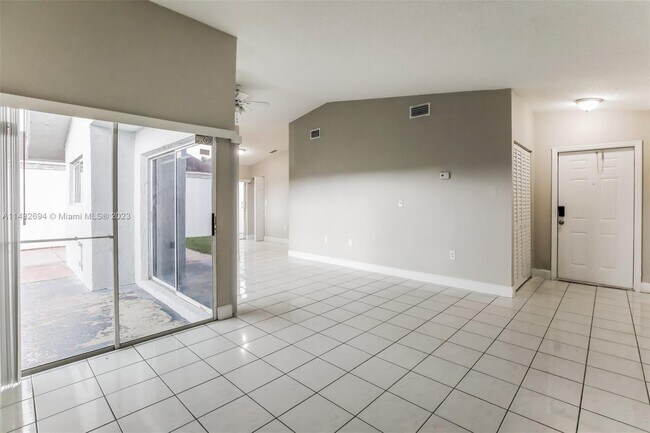 Building Photo - 12000 SW 210th Terrace