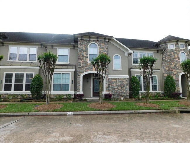 Foto del edificio - 4333 Lake Run Dr