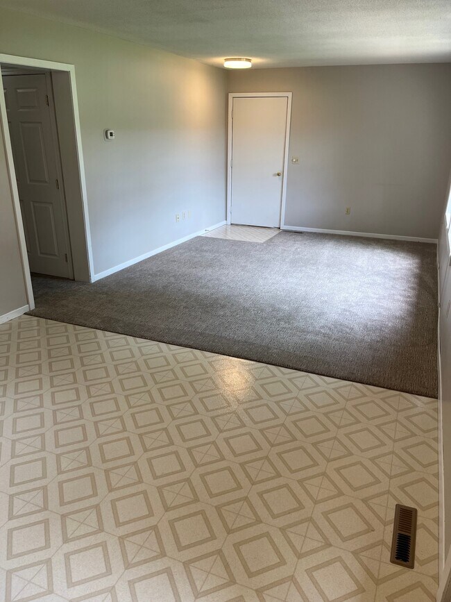 Foto del edificio - 513 Elm Ave