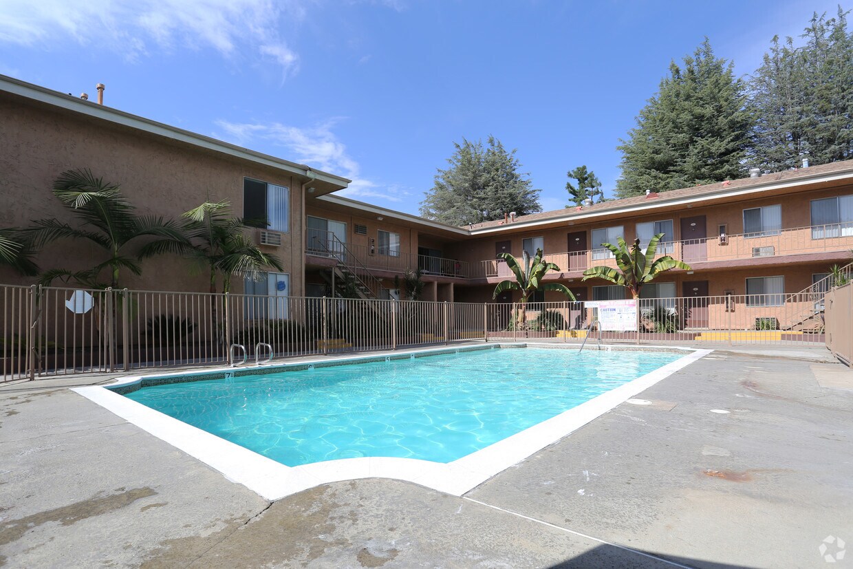 Terrace Pointe Apartments Apartments in Van Nuys, CA Westside Rentals