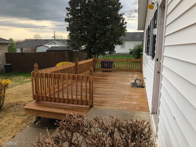 Building Photo - 2 br, 1 bath Duplex - 1314 Dale Dr