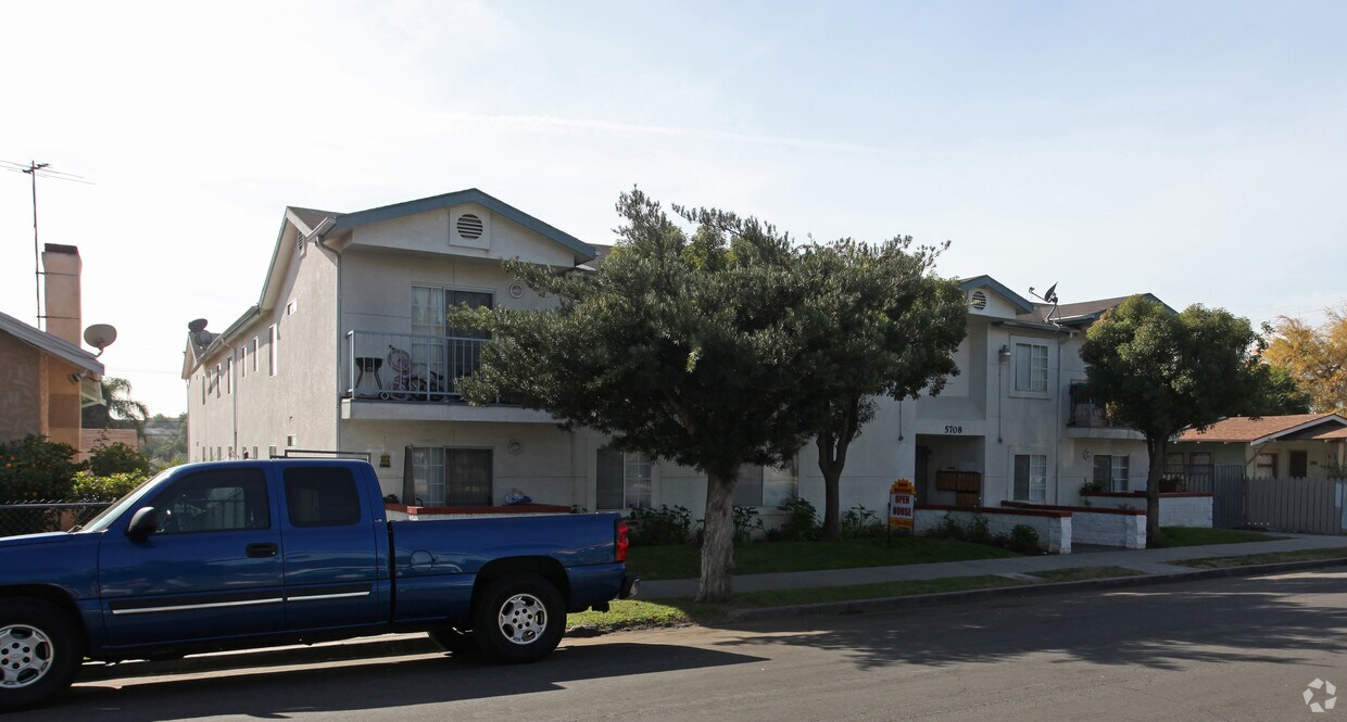 Primary Photo - Highland Meadows (Fayette)