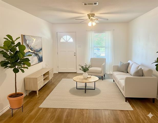 Foto del edificio - 1001 W Cole St