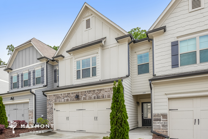 Building Photo - Modern 3 Bedroom Home | Lakewood Floorplan