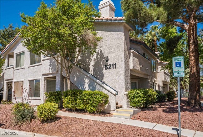 Building Photo - 5211 Caspian Springs Dr
