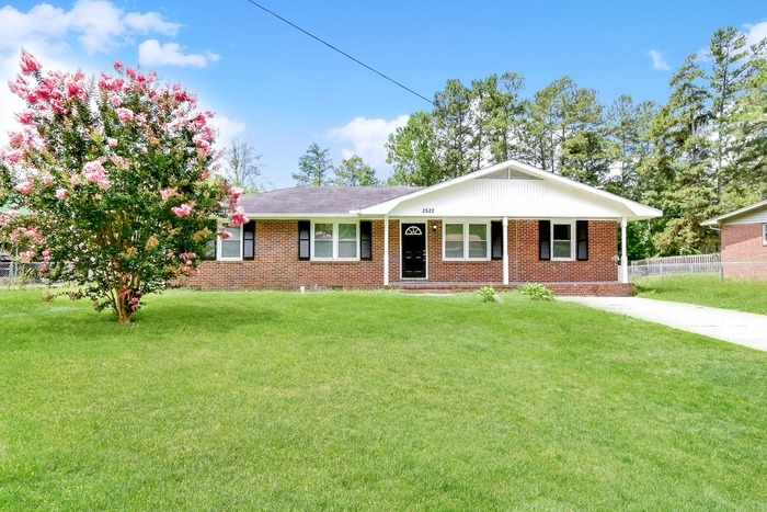 Primary Photo - Beautiful 3 Bedroom Home