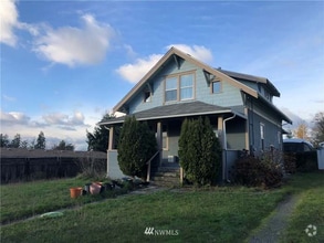 Building Photo - 129 119th St S