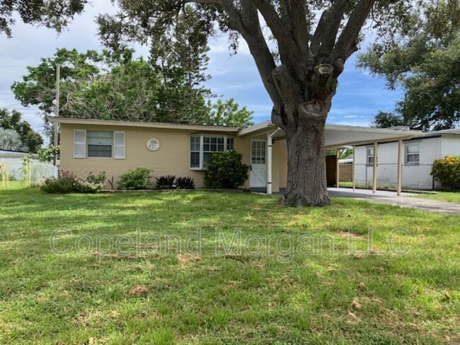 Building Photo - 10162 115th Ave N