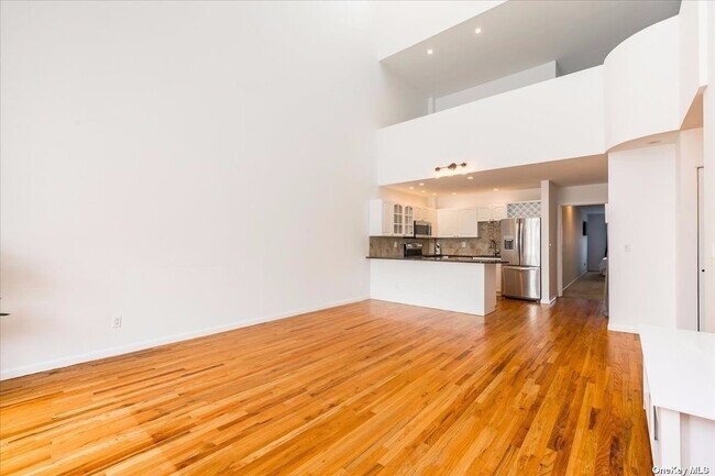 Foto del edificio - 625 Shore Rd