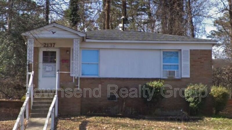 Primary Photo - 2137 Lincoln Heights Ct
