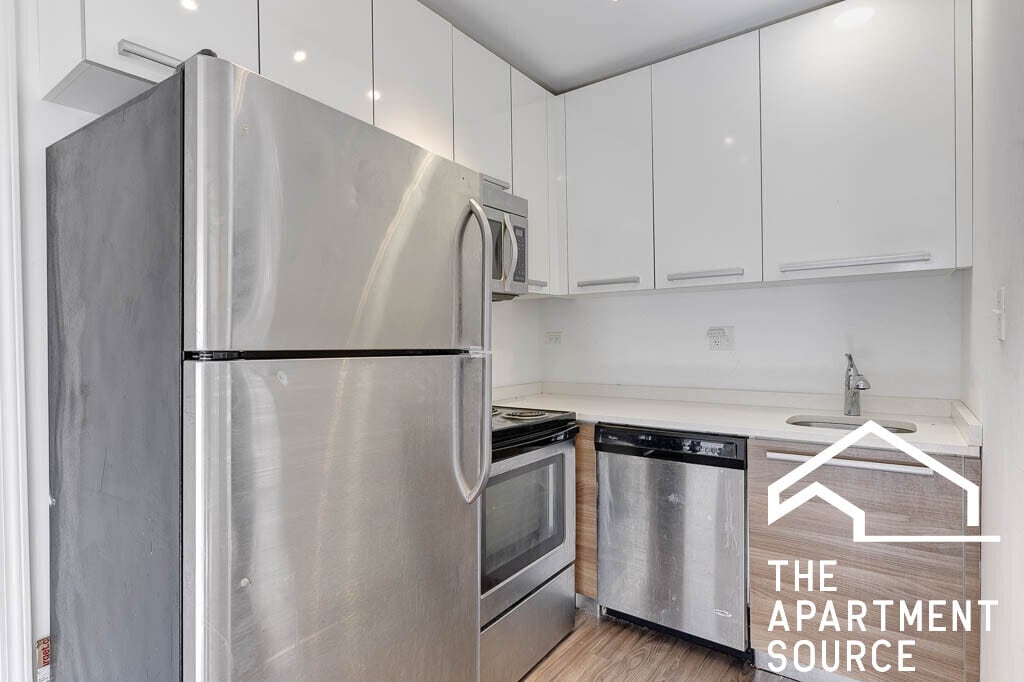 Foto principal - 925 W Carmen Ave