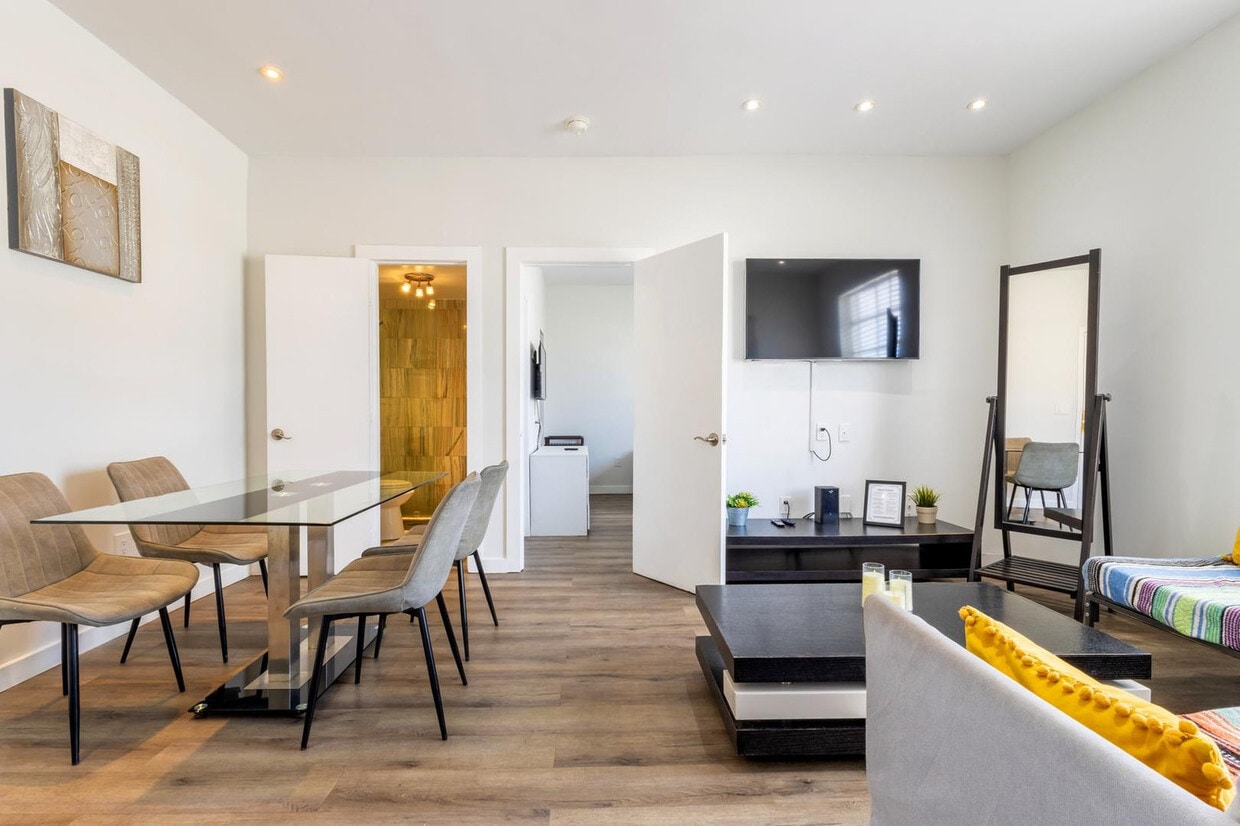 Foto principal - 750 Collins Ave