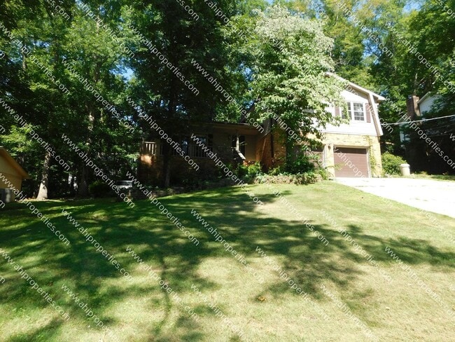 Building Photo - 11313 Mountain Crest Dr SE