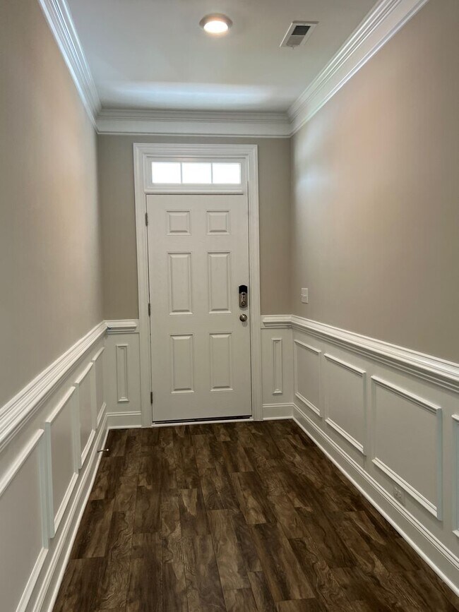 Foto del edificio - Coming Soon - Beautiful Home in Benson!