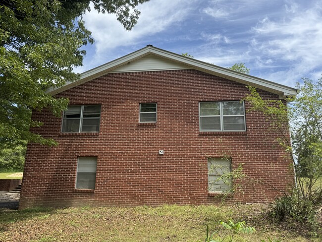 Foto del edificio - 97 Big Spring Brow Rd