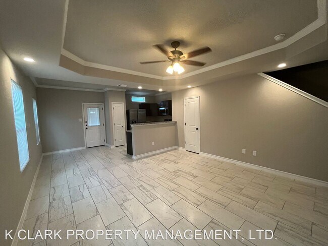 Foto del edificio - 3 br, 2.5 bath House - 6302 LUGLIO LANE #102