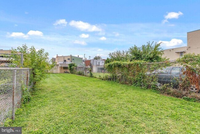 Foto del edificio - 7146 Tulip St