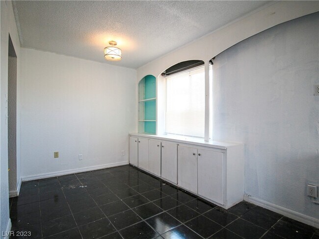 Foto del edificio - 5904 Gipsy Ave