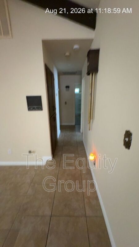Foto del edificio - 2730 W Seeger Ave