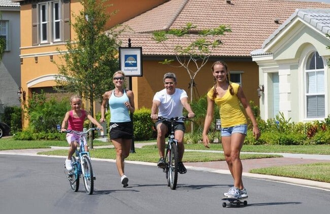 Foto del edificio - 2106 Belcara Court