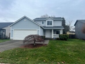 Building Photo - 4200 Ingleside Dr SE