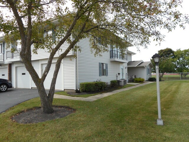 Primary Photo - 126 Nauset Ln