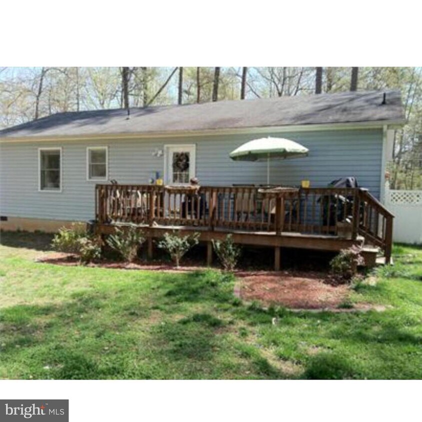 Building Photo - 235 Marday Dr